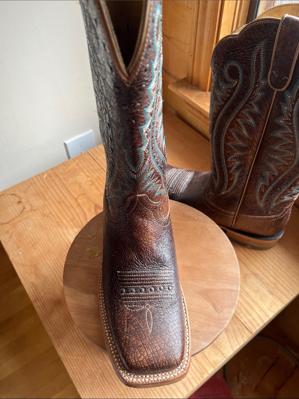 Ariat Brown Leather Western Cowboy Boots with Teal Stitching - Picture 3 of 6